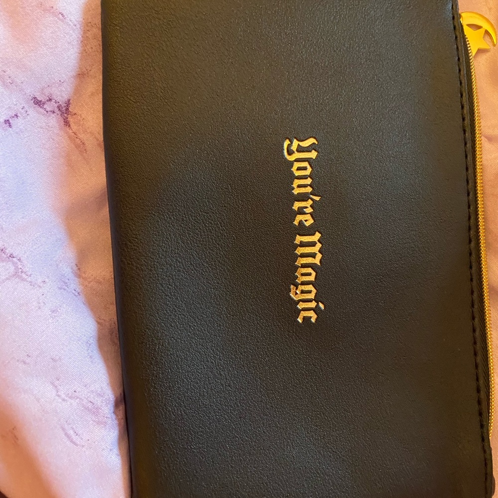 Ipsy makeup bag